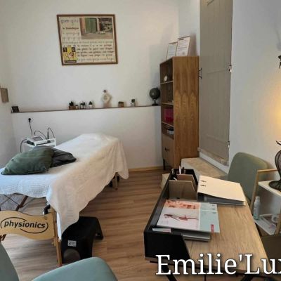 emilie luxo photo 4